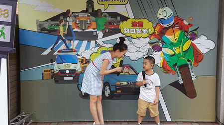 新竹市政府禮讓行人宣導活動--新竹市民富國小場次